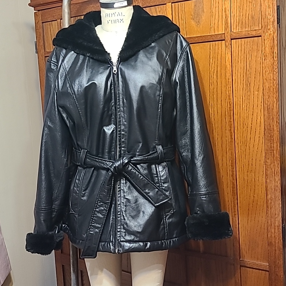 Women's Black leather Jacket. Pelle Studios size large
